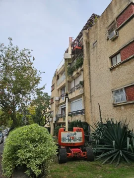 אחד העם, הרצליה